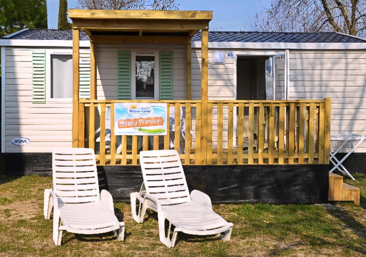 Happy Camp Mobile Homes In Villaggio Turistico Internazionale Eden San Felice del Benaco Exterior photo